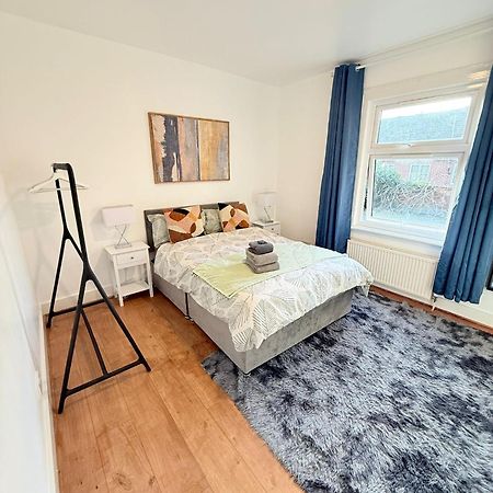 Cricklewood Broadway Guest Home Londyn Zewnętrze zdjęcie