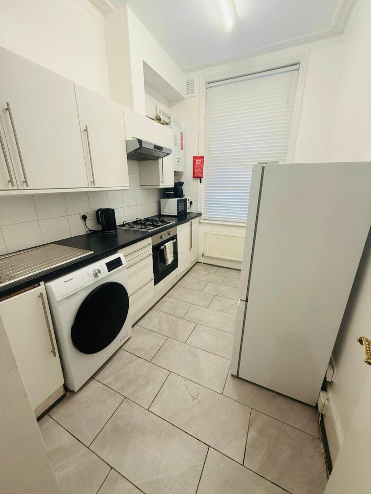 Cricklewood Broadway Guest Home Londyn Pokój zdjęcie